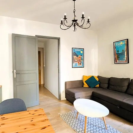 アパート Cuneo ツーロン